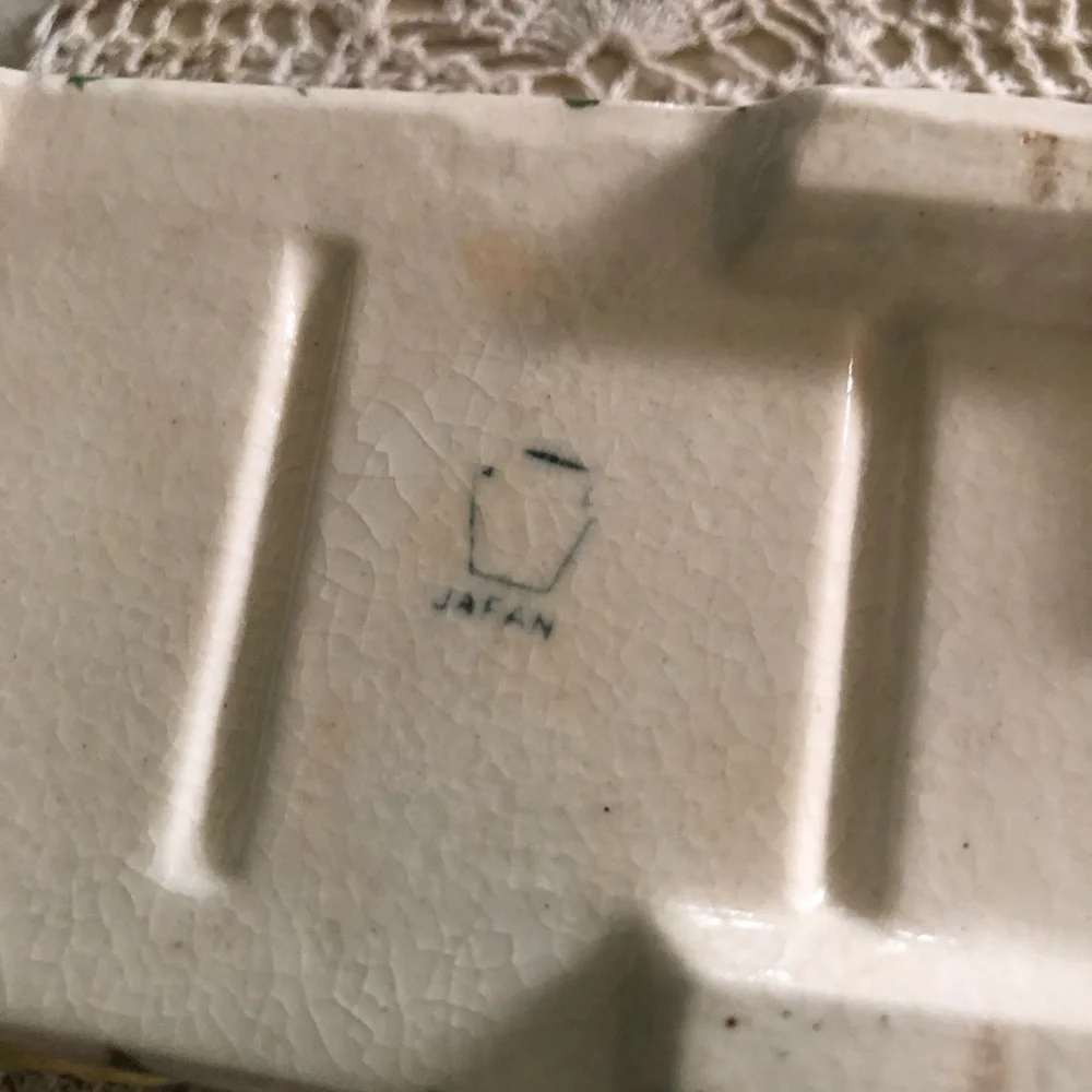 Vintage Ceramic Planter w Ivy & Stone Wall Motif